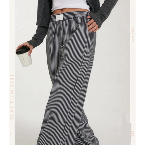 Casual Striped Wide Leg Pants in Black and White Stripes - Picture 3 of 3